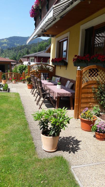 Haus Am Bach Lägenhet Wagrain Exteriör bild